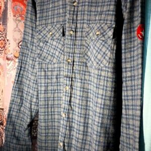 Canada Weather Gear Medium Mens Button Down Shirt